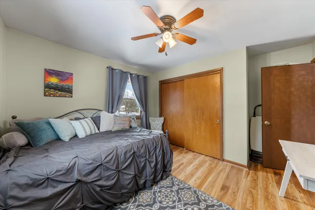 $329,900 | 500 West Deer Pass Road, Saukville, WI 53080