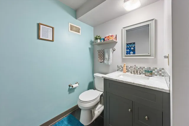 $329,900 | 500 West Deer Pass Road, Saukville, WI 53080