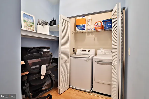 $319,900 | 2765 Centerboro Drive, Unit 352, Vienna, VA 22181