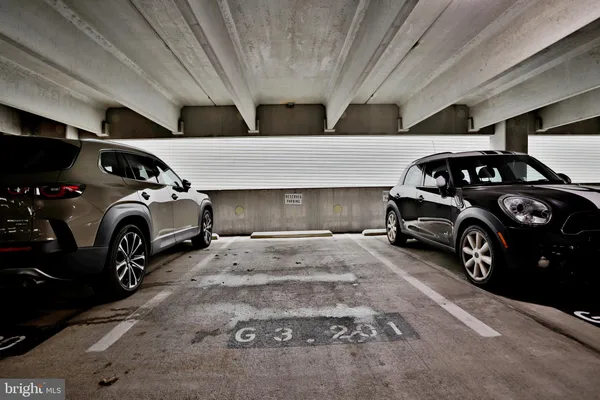 $319,900 | 2765 Centerboro Drive, Unit 352, Vienna, VA 22181