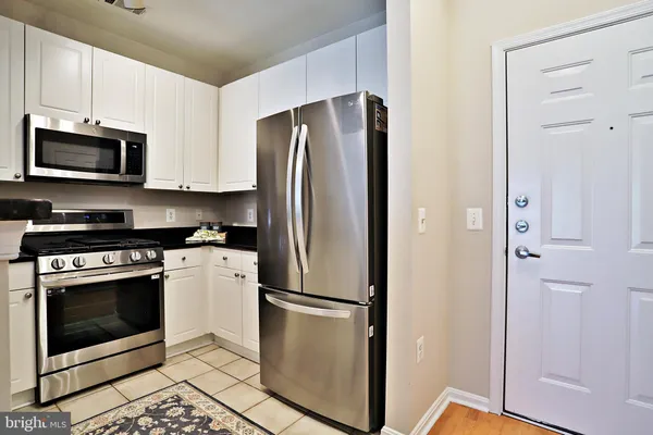 $319,900 | 2765 Centerboro Drive, Unit 352, Vienna, VA 22181