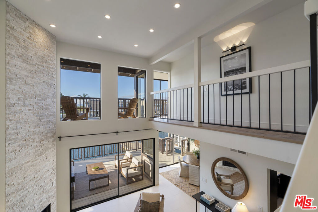 4555 Falkirk Oxnard, CA 93035 - Photo 17 of 46