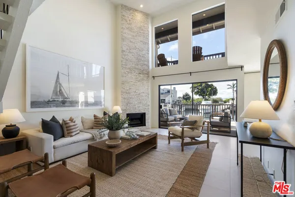 $1,795,000 | 4555 Falkirk, Oxnard, CA 93035