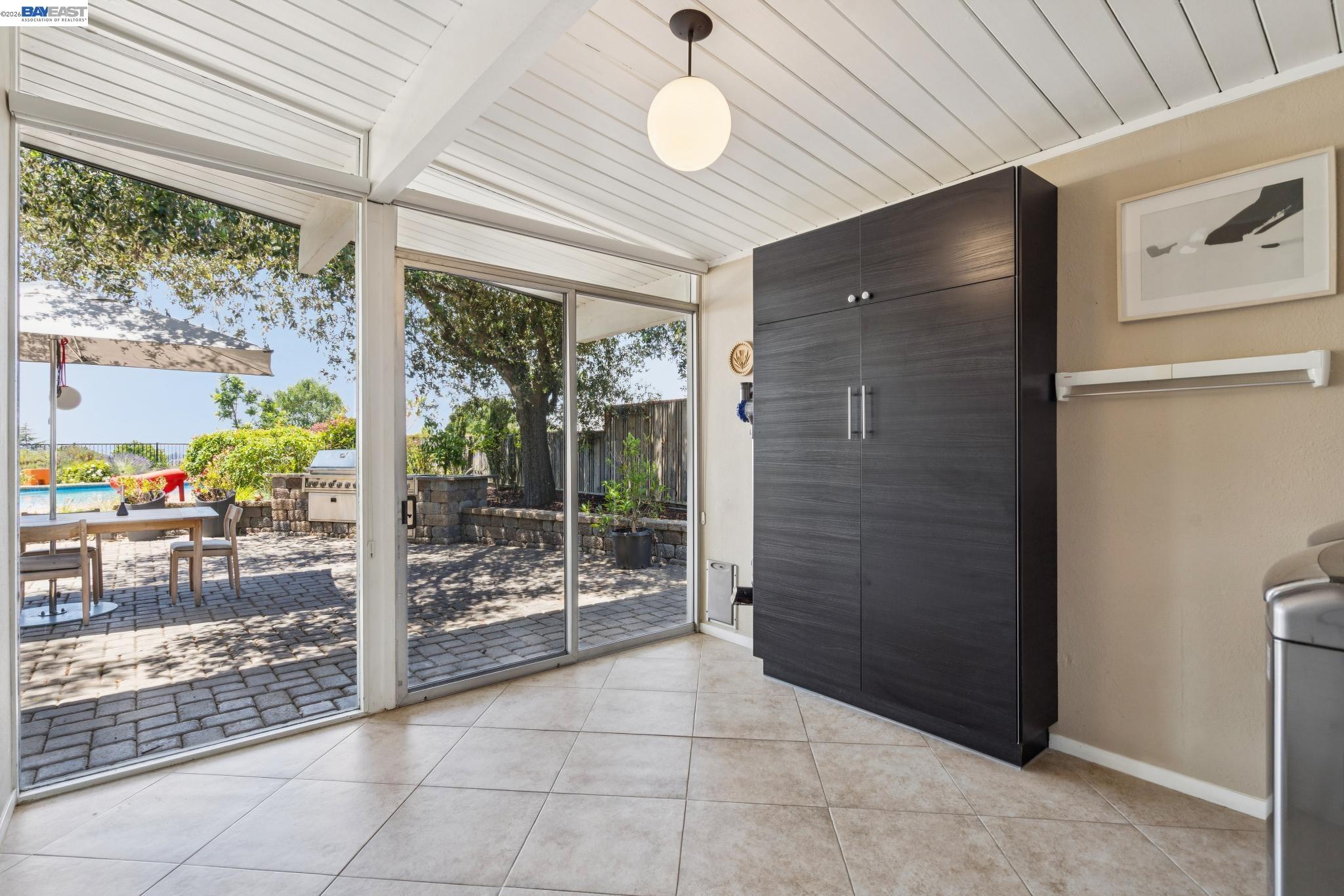 5842 Highwood Road Castro Valley, CA 94552 - Photo 40 of 93