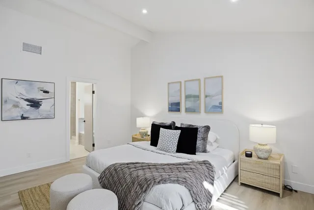 $899,000 | 1069 Belleza Street, Camarillo, CA 93012