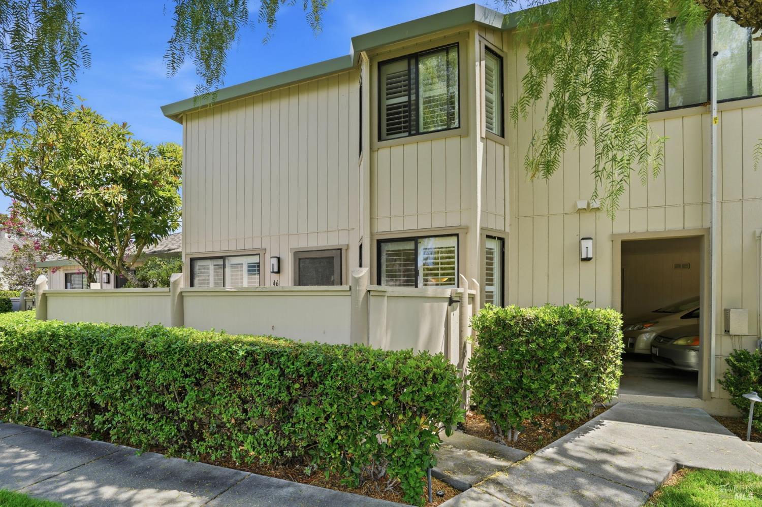 46 Wharf Circle San Rafael, CA 94903 - Photo 1 of 20