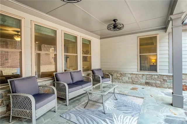 $875,000 | 202 Vandiver Court, Acworth, GA 30101