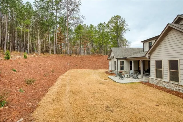 $875,000 | 202 Vandiver Court, Acworth, GA 30101