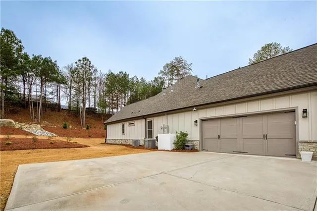 $875,000 | 202 Vandiver Court, Acworth, GA 30101