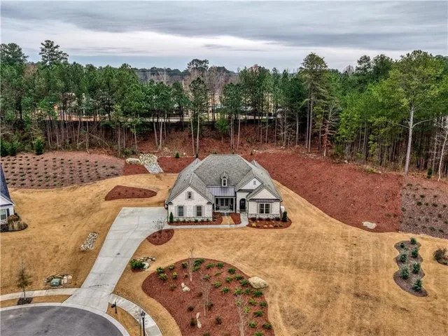 $875,000 | 202 Vandiver Court, Acworth, GA 30101