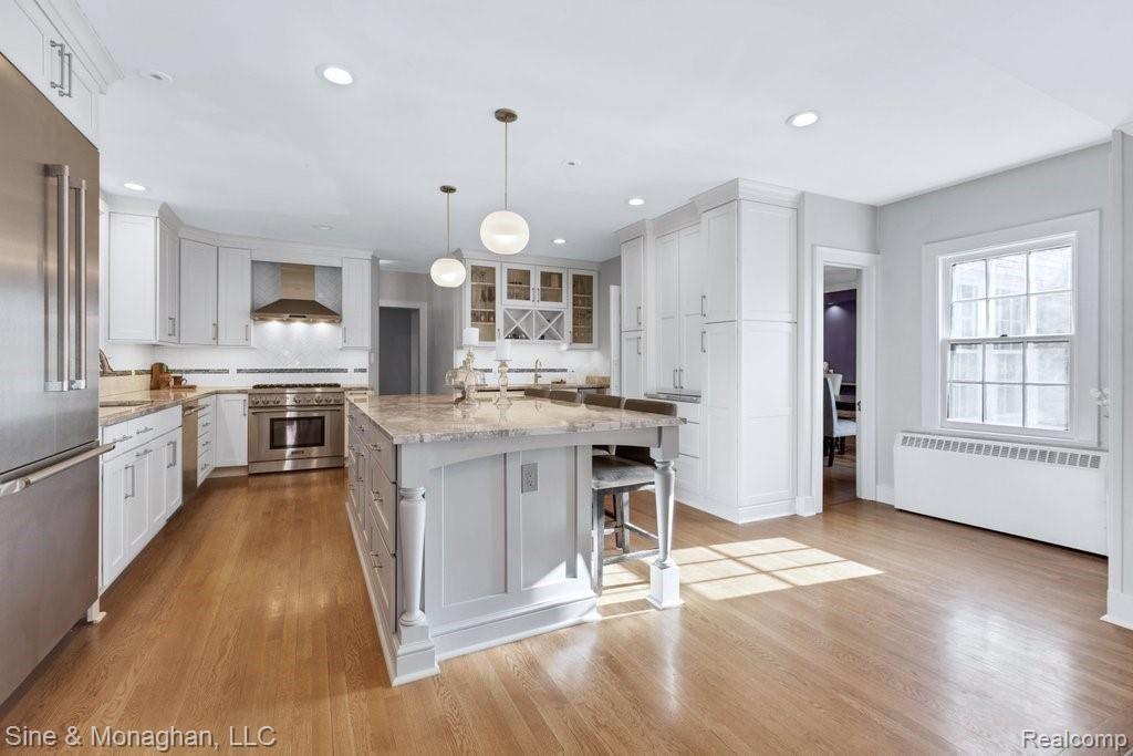 97 Moran Road Grosse Pointe Farms, MI 48236 - Photo 13 of 57
