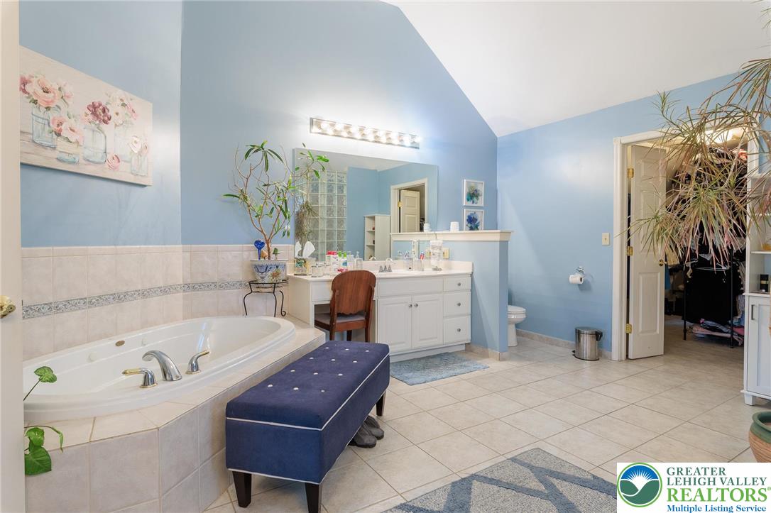 519 Rose Inn Avenue Nazareth, PA 18064 - Photo 40 of 53