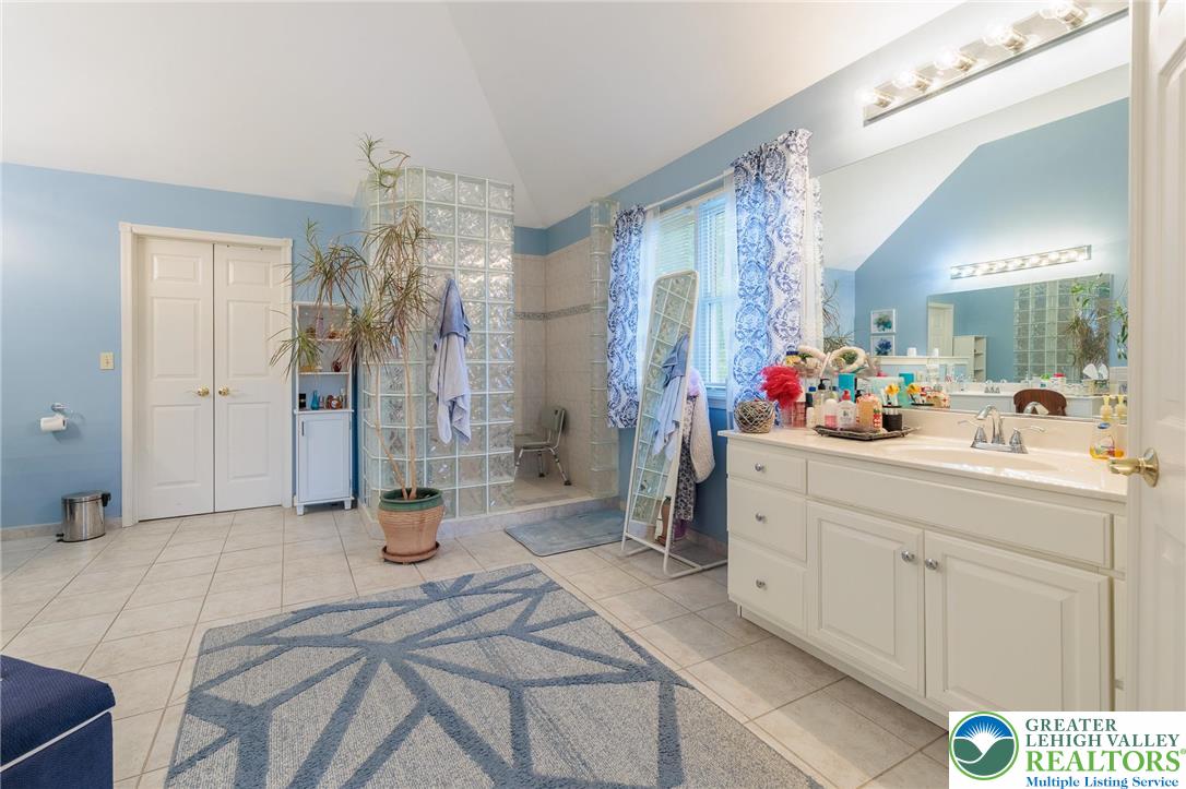 519 Rose Inn Avenue Nazareth, PA 18064 - Photo 42 of 53