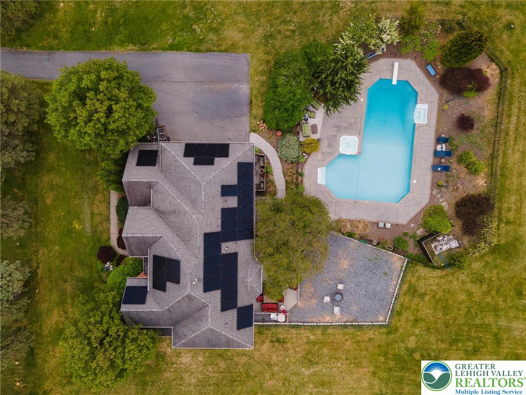 519 Rose Inn Avenue Nazareth, PA 18064 - Photo 5 of 53