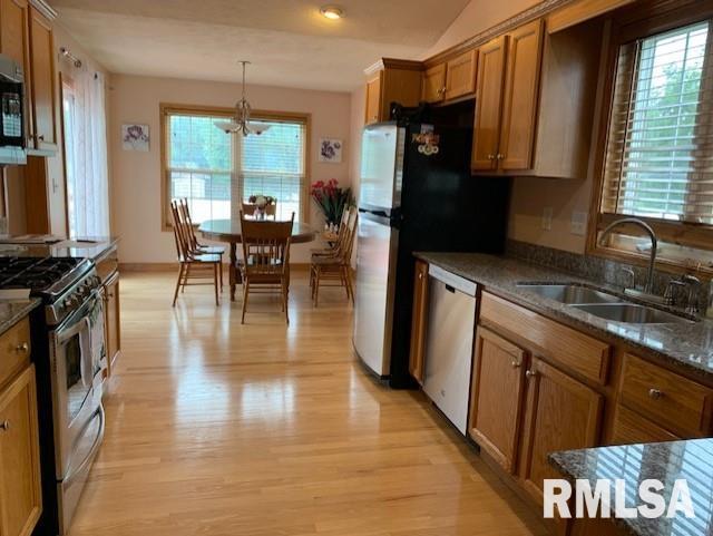 6008 Charleston Road Peoria, IL 61607 - Photo 22 of 47 Gallery Image 22