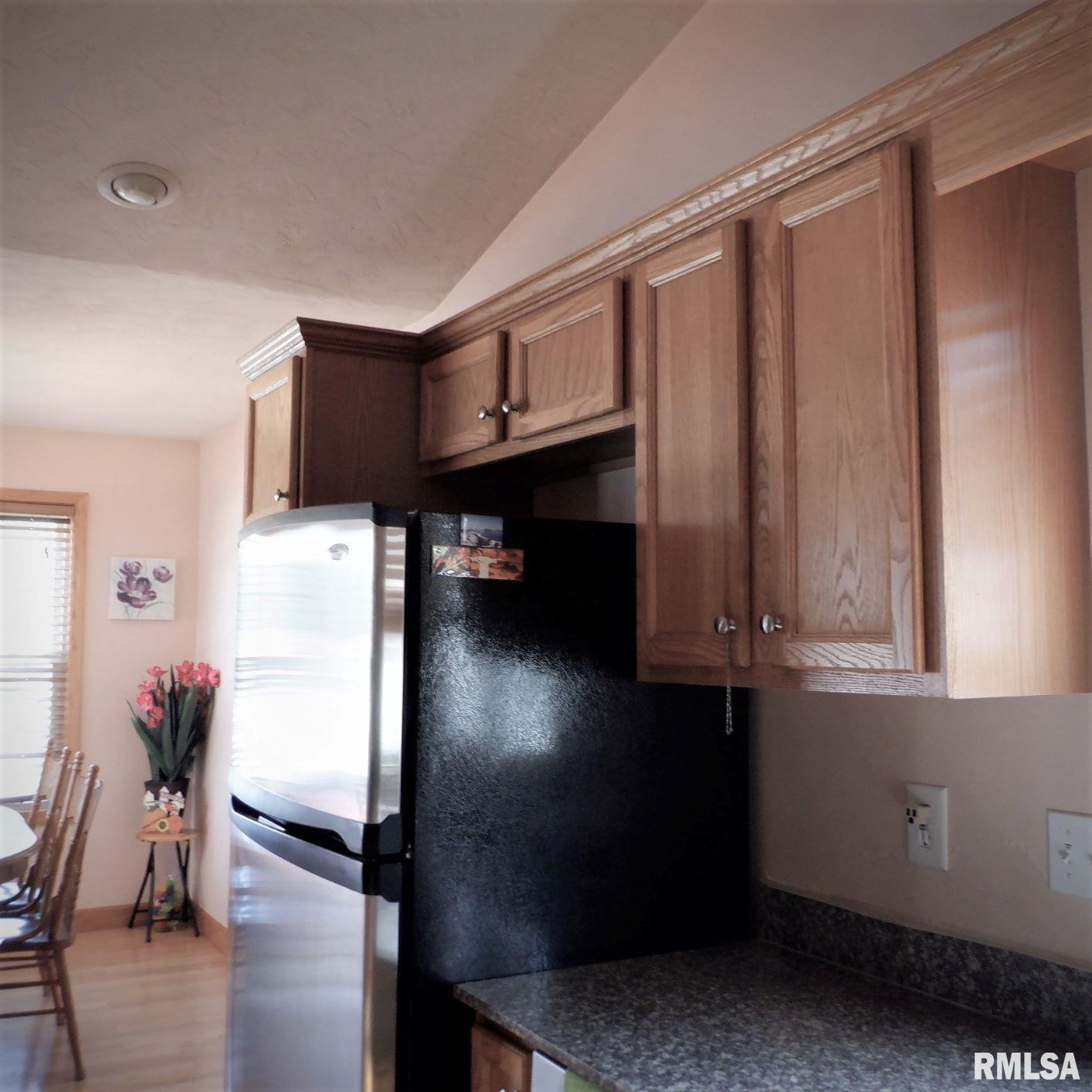 6008 Charleston Road Peoria, IL 61607 - Photo 23 of 47 Gallery Image 23