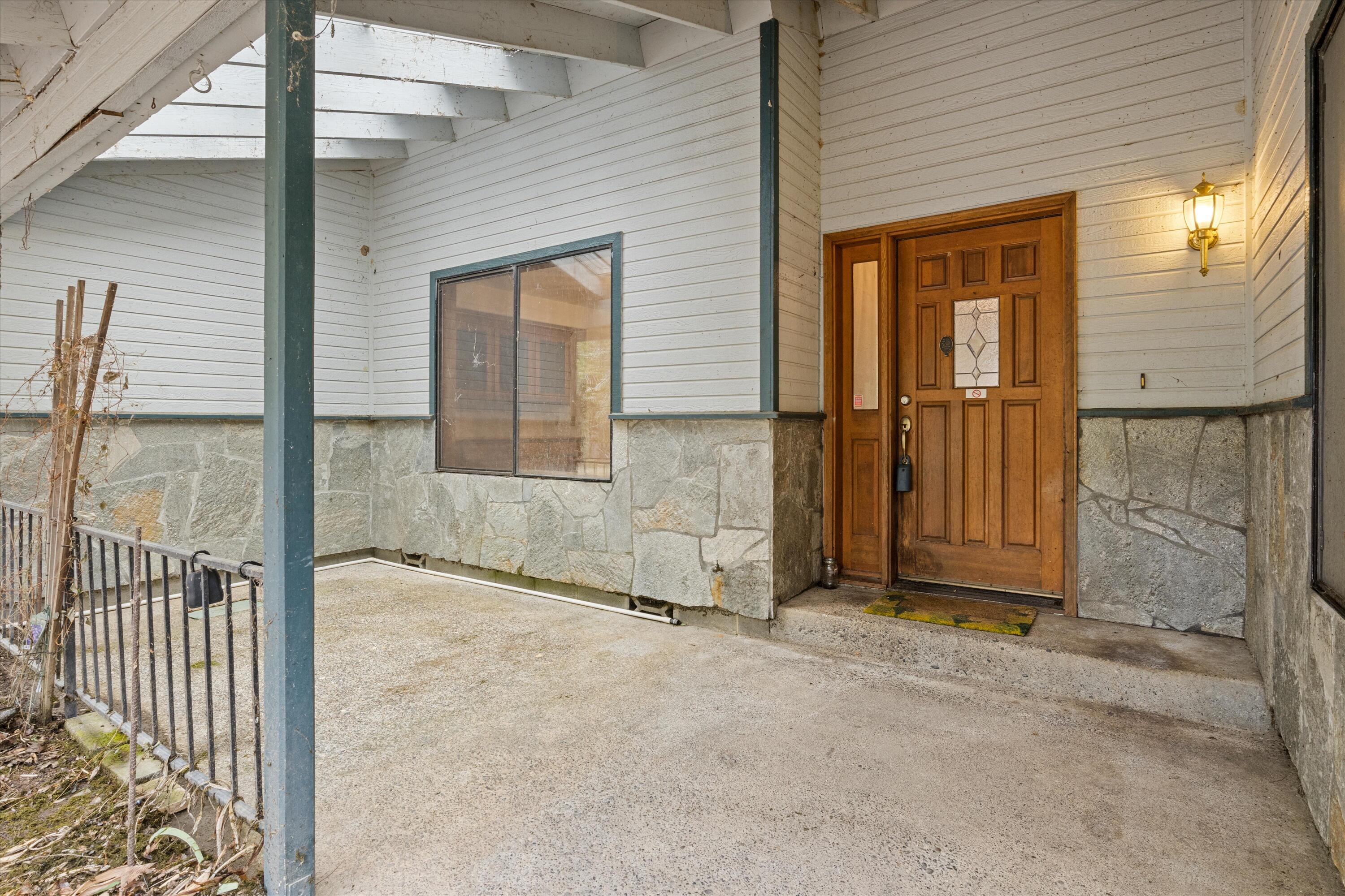 1080 Ferry Road Grants Pass, OR 97526 - Photo 6 of 60 11-IMG_0176