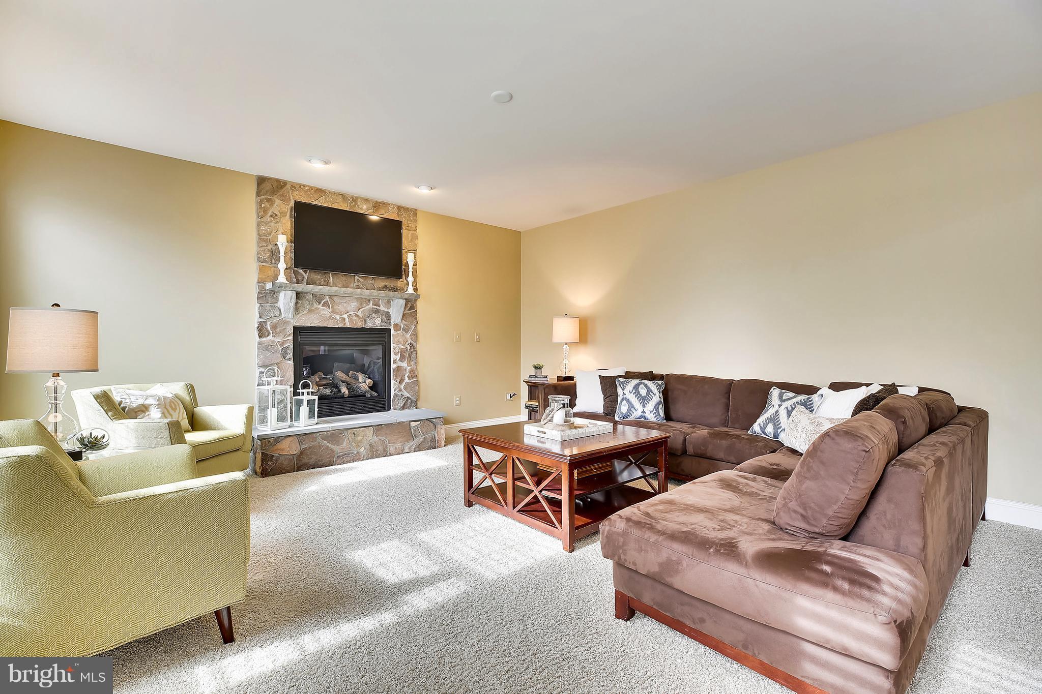 105 Sheppard Road Severna Park, MD 21146 - Photo 15 of 30 Family Room is perfect for entertaining