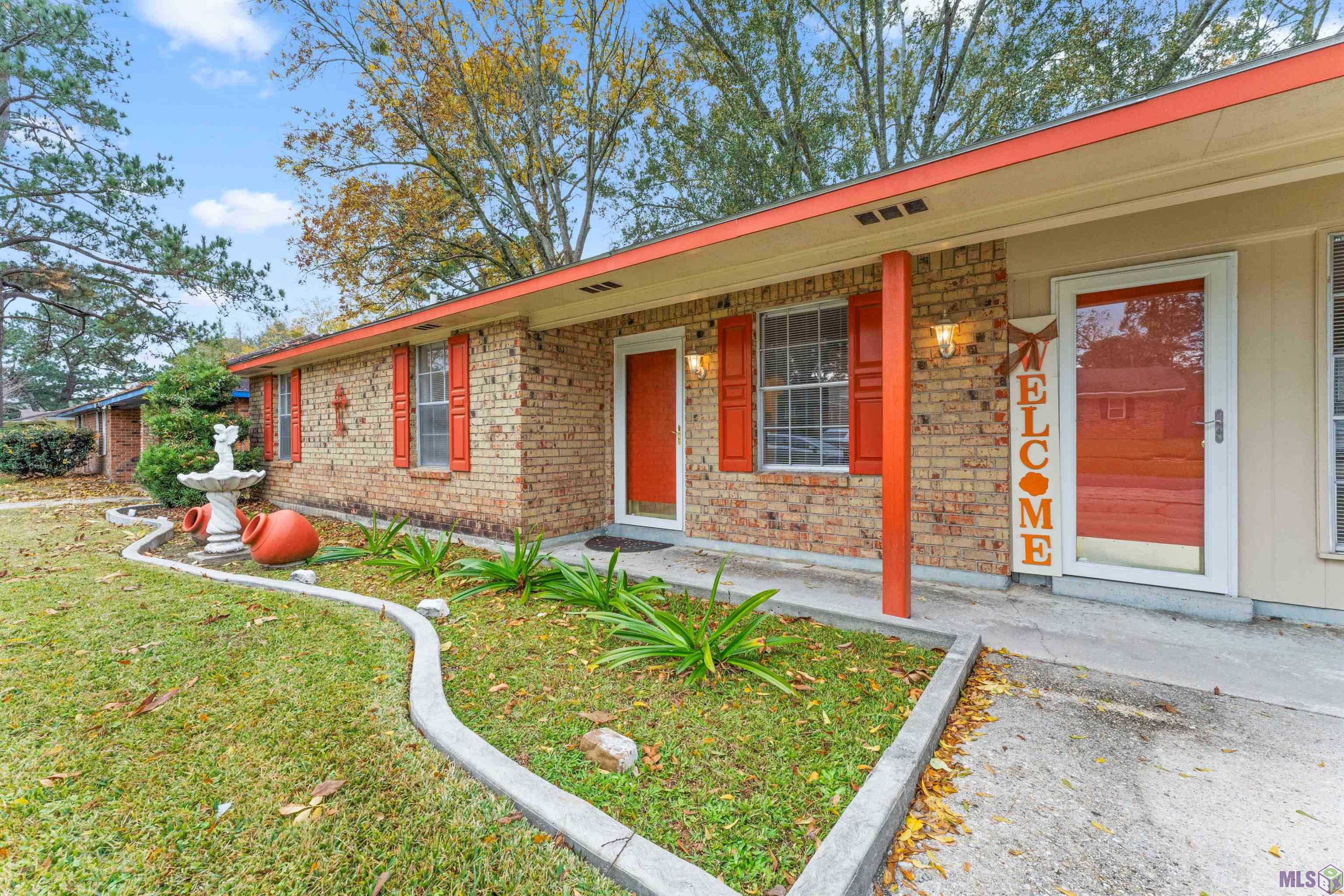 1713 Emmaline Drive Baton Rouge, LA 70810 - Photo 2 of 29