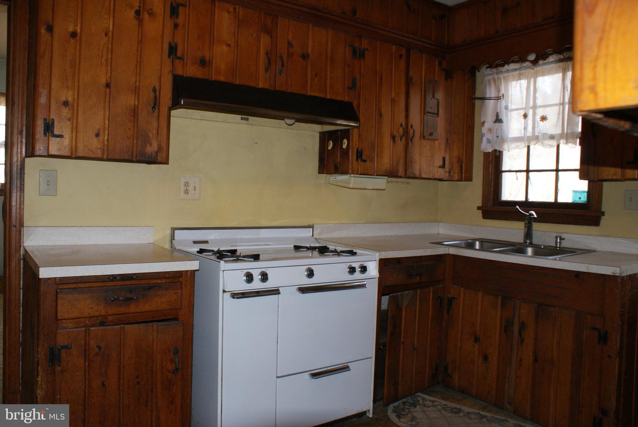 9005 Weems Road Manassas, VA 20110 - Photo 8 of 15 Gallery Image 8