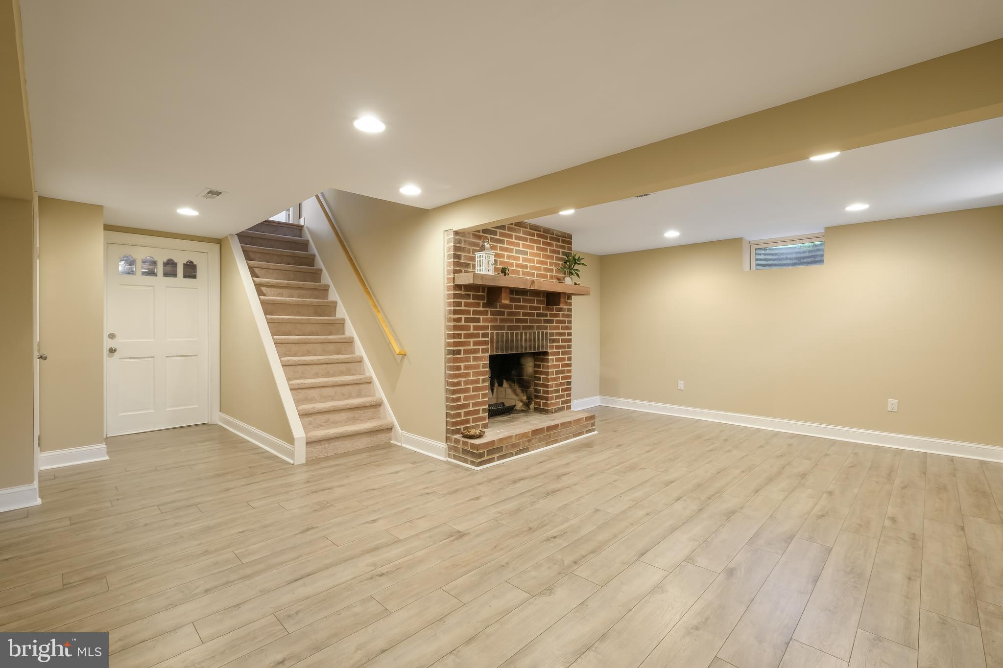 821 East Sandy Ridge Road Doylestown, PA 18901 - Photo 16 of 20 Gallery Image 16