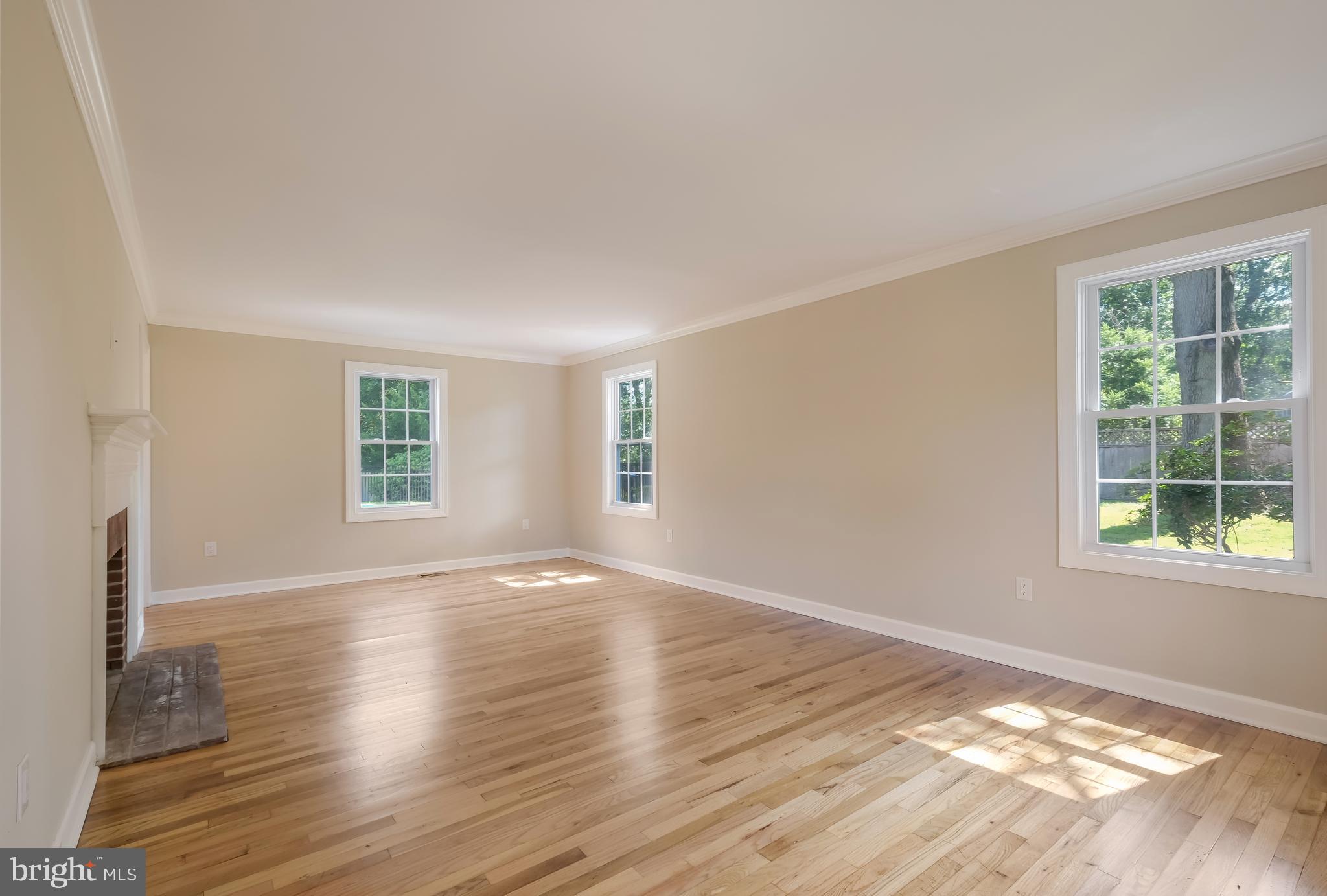 821 East Sandy Ridge Road Doylestown, PA 18901 - Photo 6 of 20 Gallery Image 6