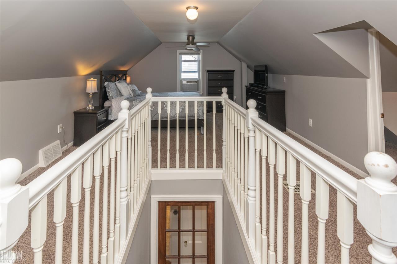 910 Harvard Road Berkley, MI 48072 - Photo 17 of 24