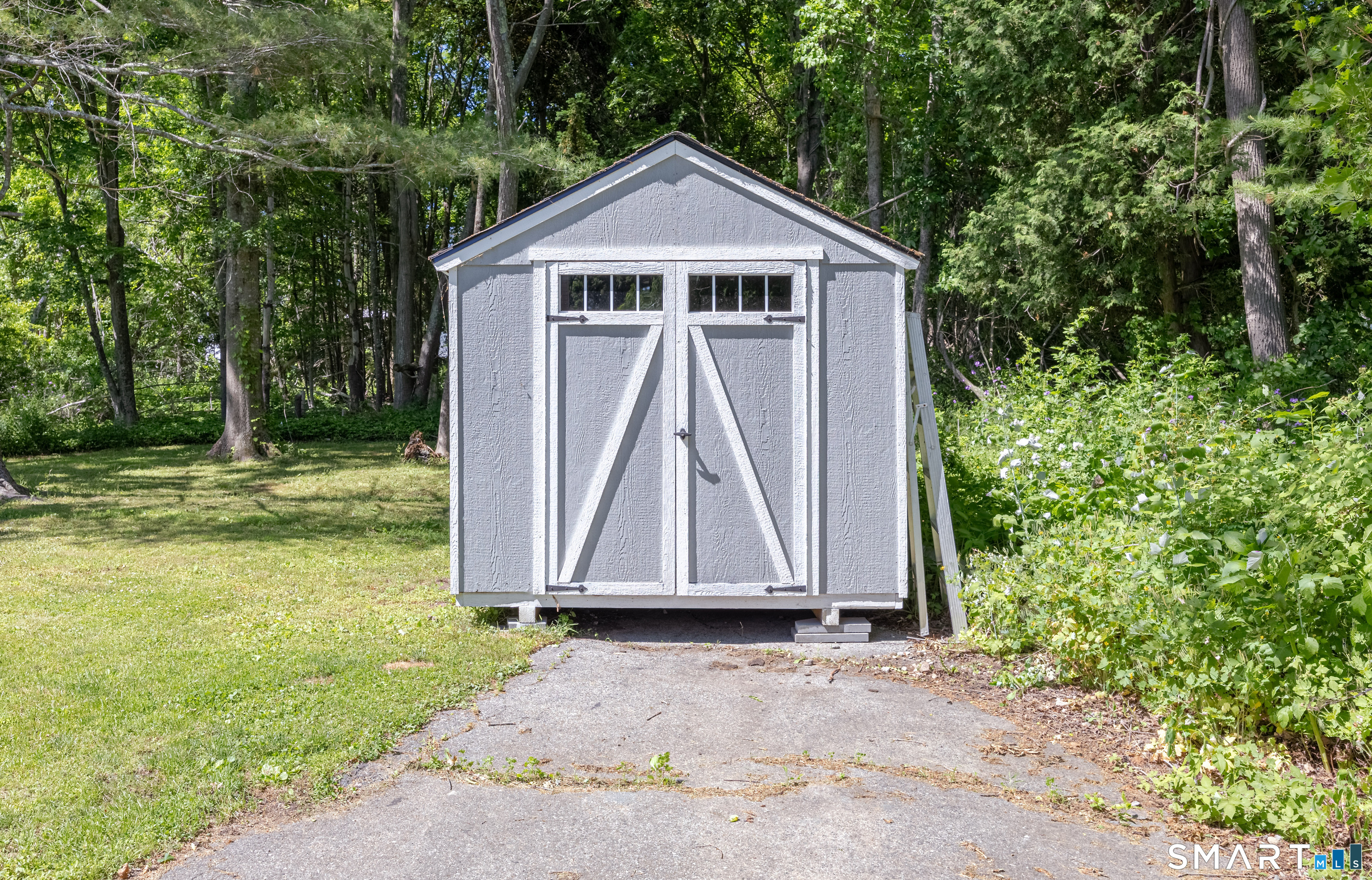 1414 Hartford Pike Killingly, CT 06243 - Photo 8 of 20