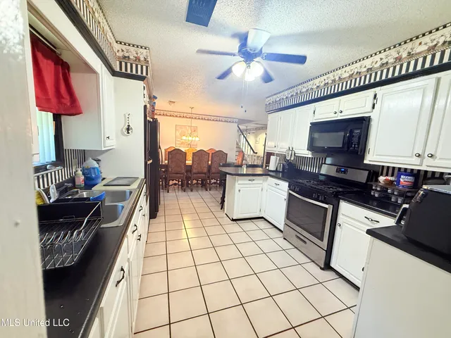 $360,000 | 367 Dr King Drive, Gore Springs, MS 38929