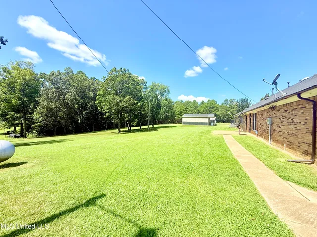 $360,000 | 367 Dr King Drive, Gore Springs, MS 38929