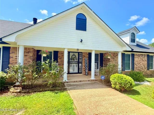 $360,000 | 367 Dr King Drive, Gore Springs, MS 38929