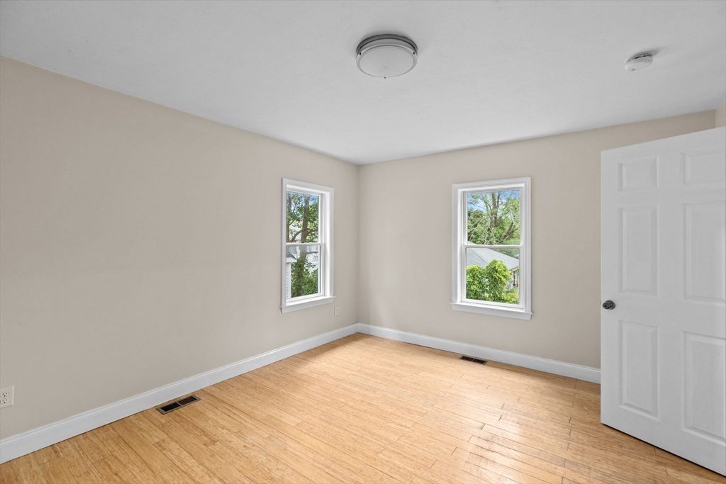 14 Edgar Road Scituate, MA 02066 - Photo 13 of 34