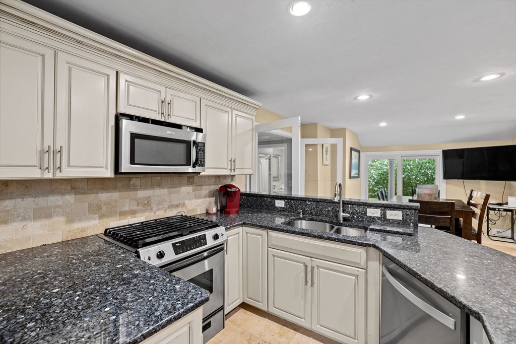 14 Edgar Road Scituate, MA 02066 - Photo 19 of 34