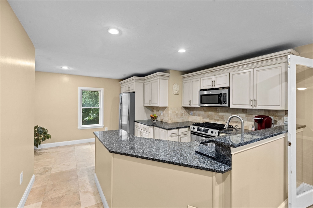 14 Edgar Road Scituate, MA 02066 - Photo 20 of 34