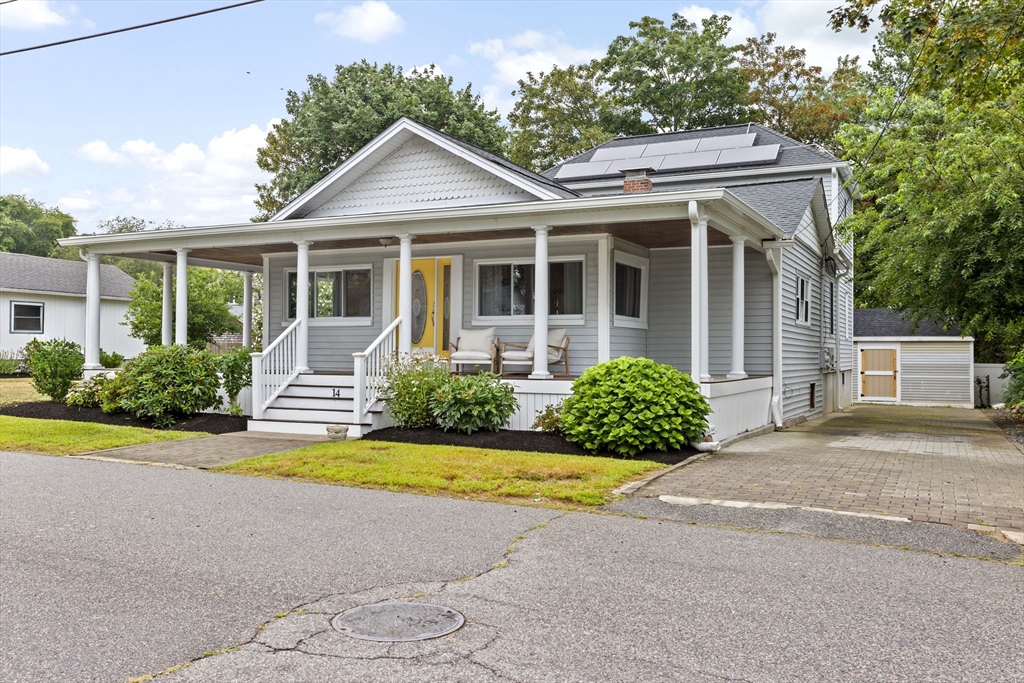 14 Edgar Road Scituate, MA 02066 - Photo 4 of 34