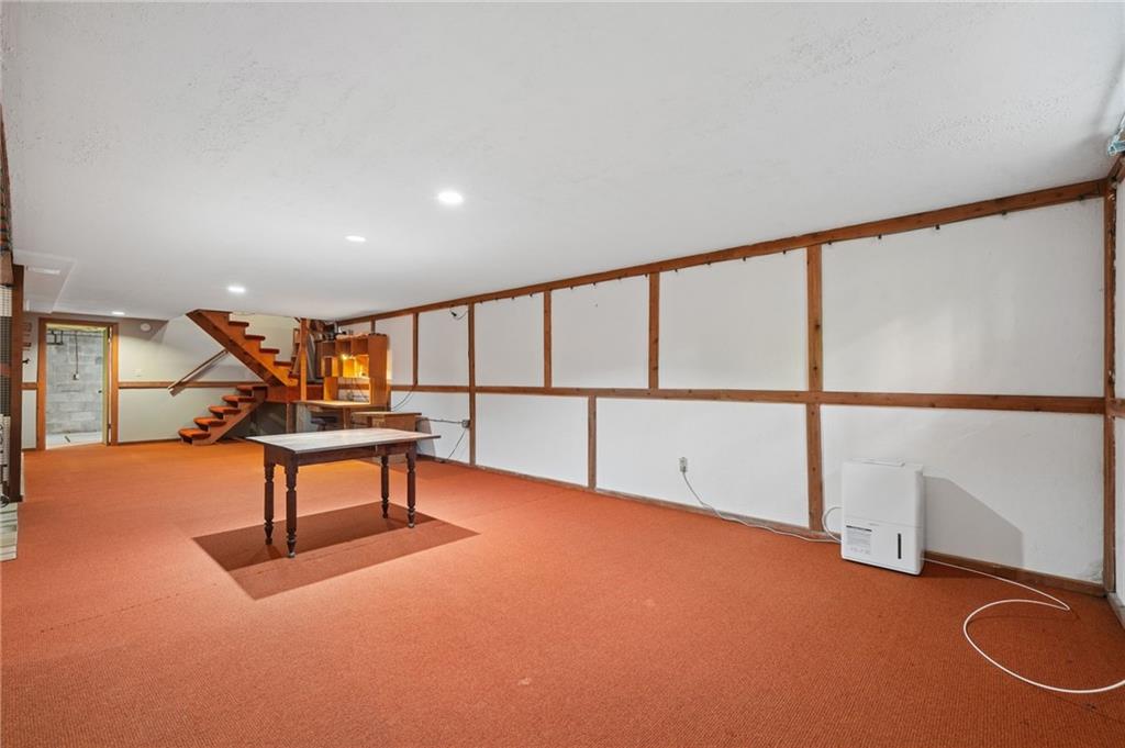 527 Imperial Road Hidden Valley, PA 15502 - Photo 28 of 43 Gallery Image 28