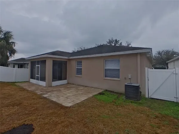 $2,429 | Undisclosed Address, Seffner, FL 33584