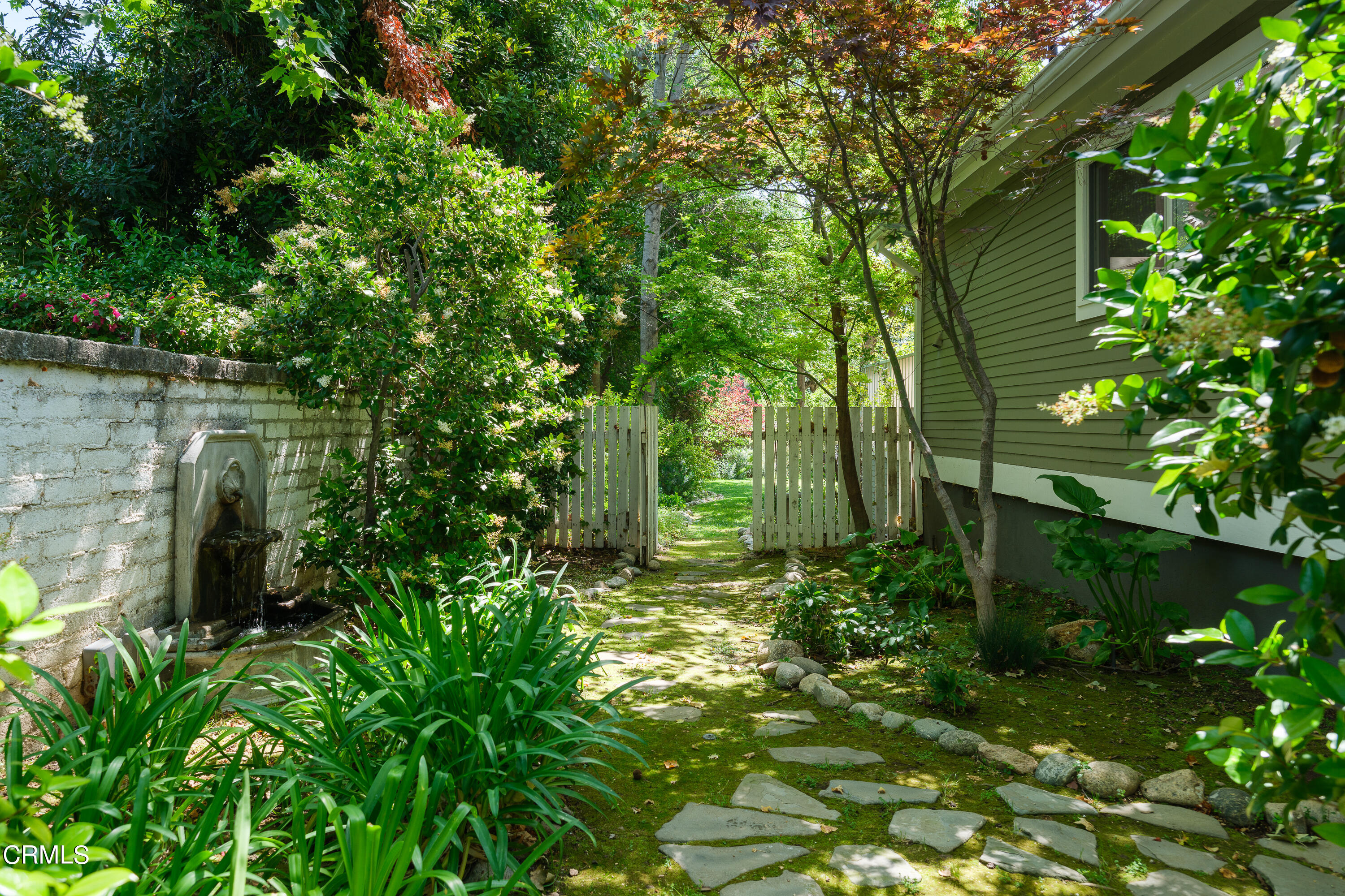 2020 Minoru Drive Altadena, CA 91001 - Photo 65 of 75 a backyard of a house with lots of green space