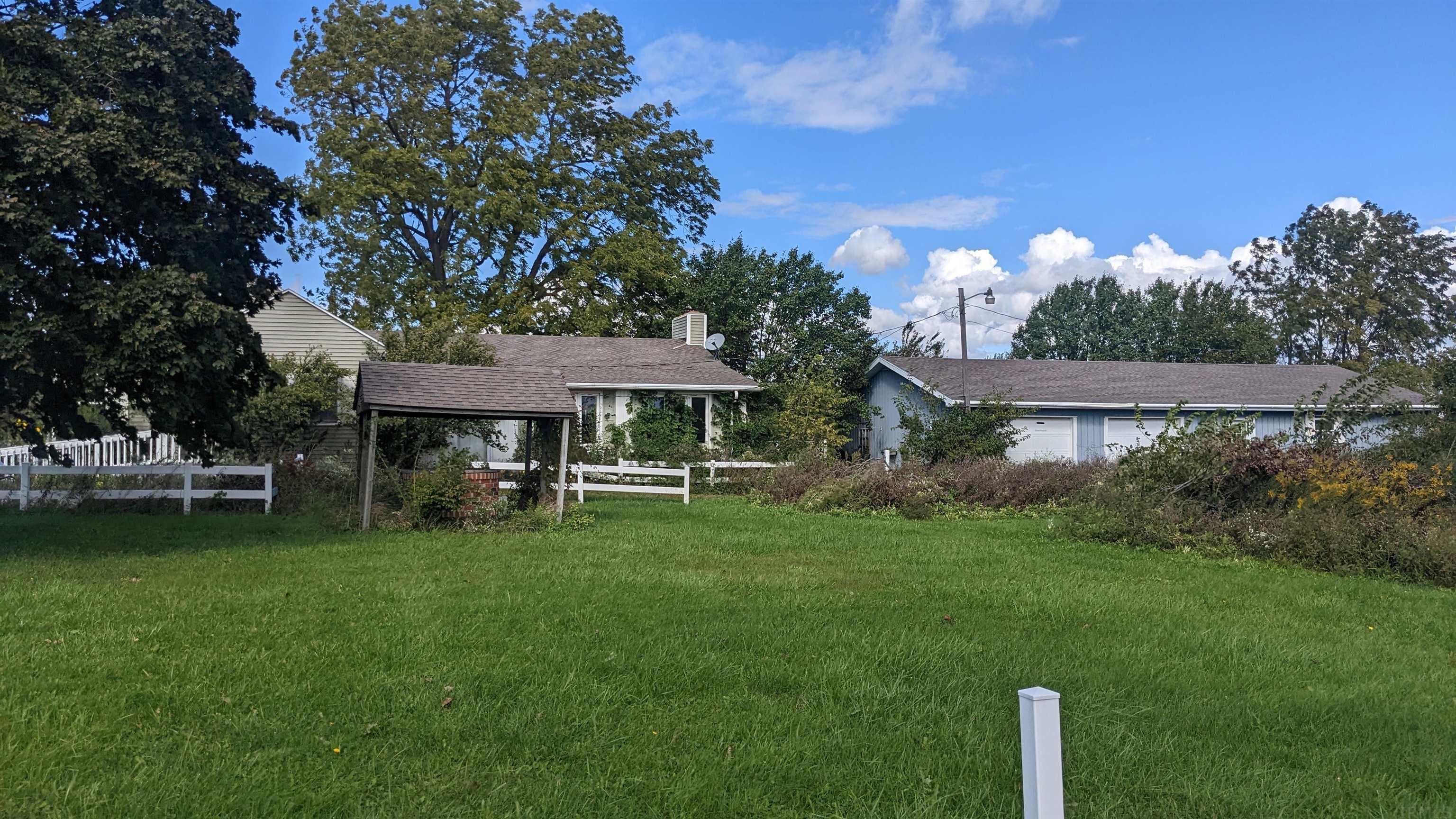 5871 State Rte 101 Decatur, IN 46733 - Photo 4 of 30