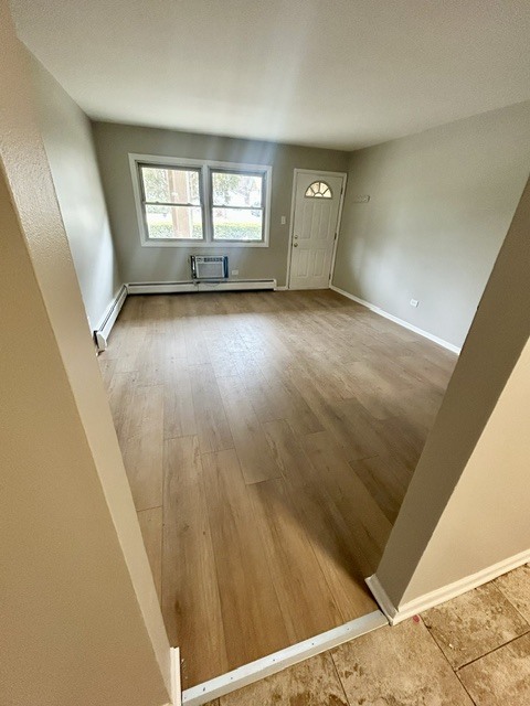 821 Bode Road, Unit 4 Elgin, IL 60120 - Photo 2 of 8