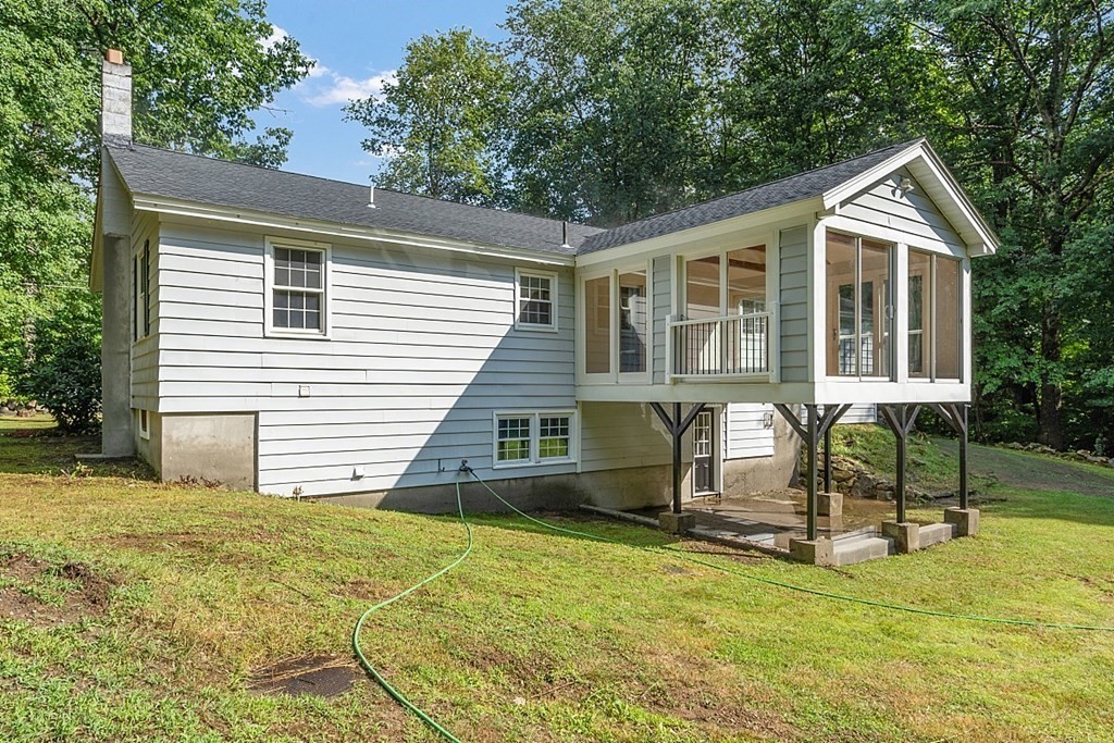 33 Holt Road Ashburnham, MA 01430 - Photo 2 of 40