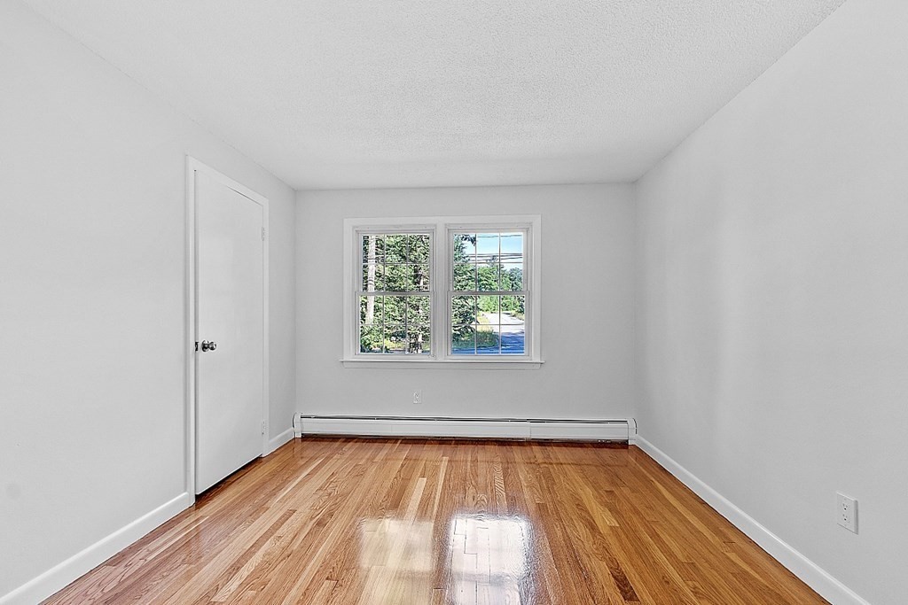 33 Holt Road Ashburnham, MA 01430 - Photo 21 of 40