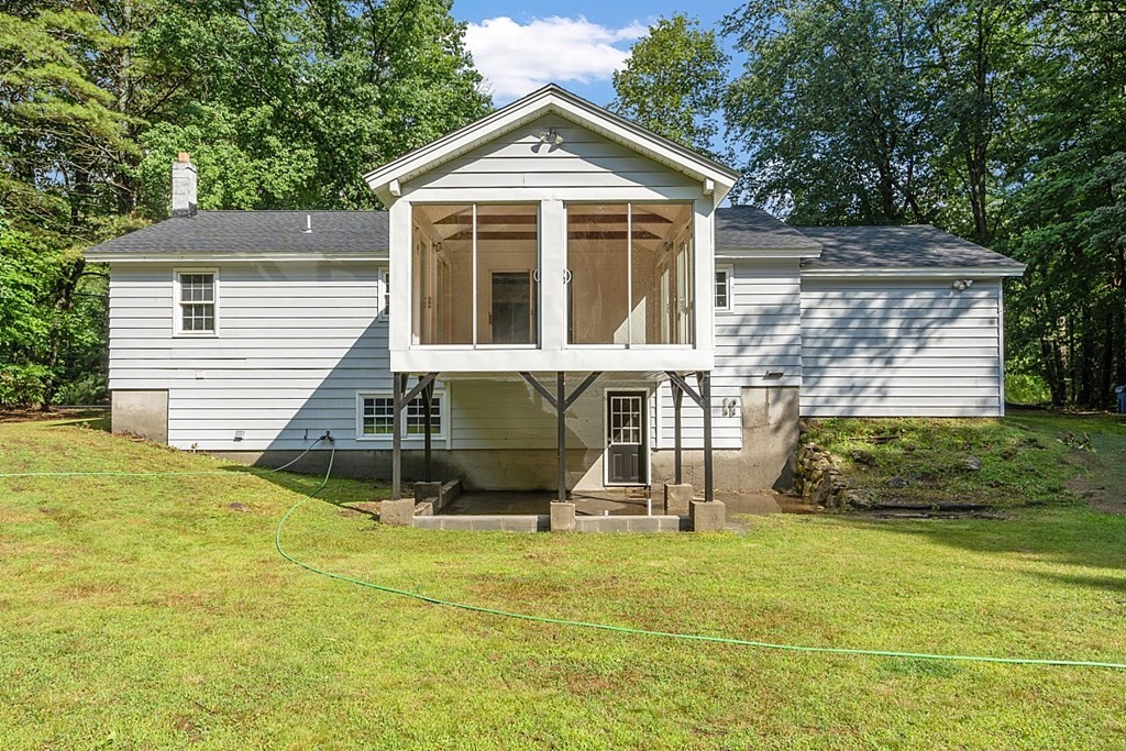 33 Holt Road Ashburnham, MA 01430 - Photo 3 of 40