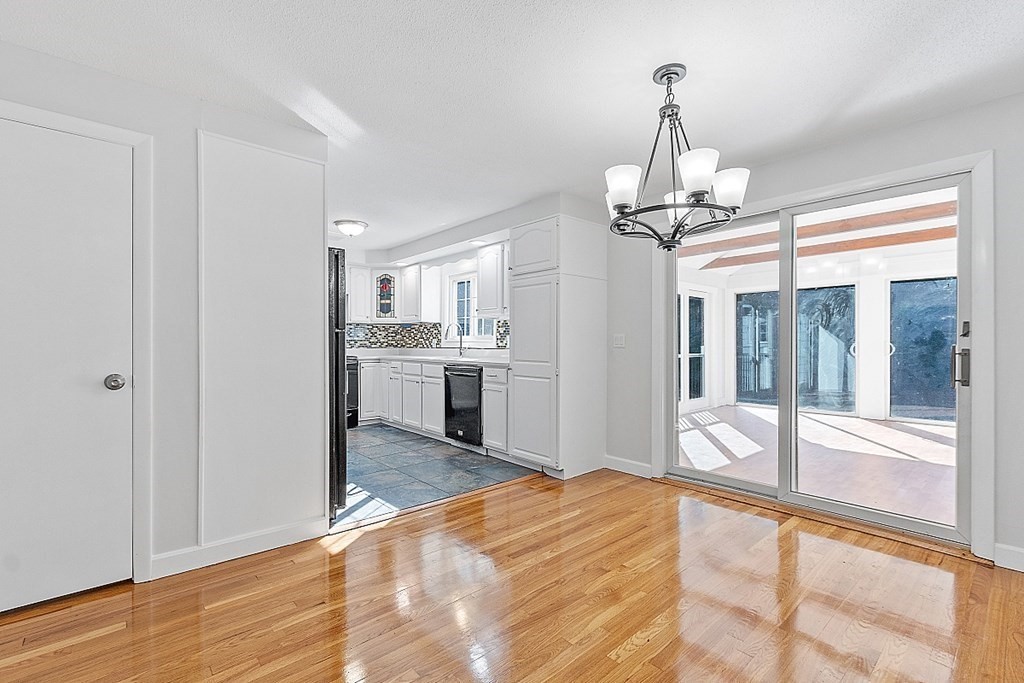 33 Holt Road Ashburnham, MA 01430 - Photo 9 of 40