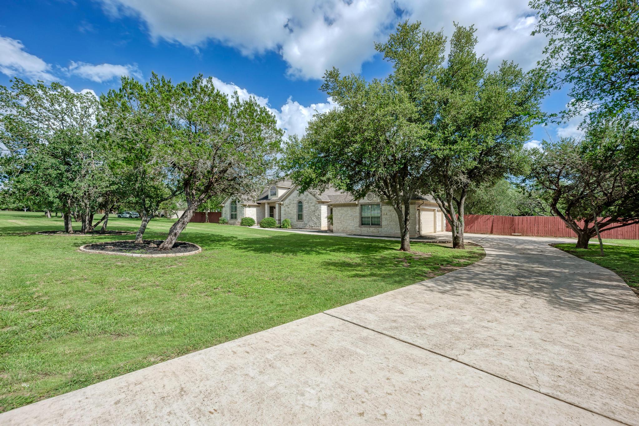 1238 Little Bear Road Buda, TX 78610 - Photo 3 of 40