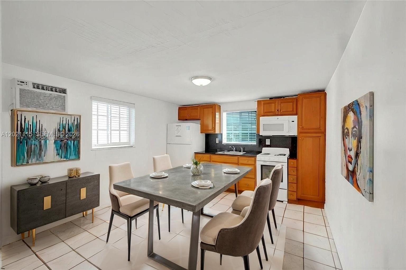 2024 Alton Road Miami Beach, FL 33140 - Photo 17 of 37
