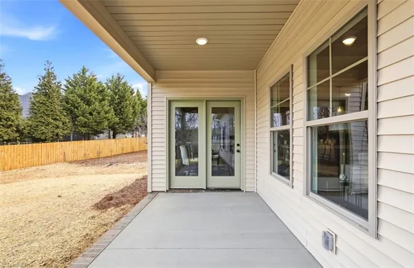 $539,900 | 6809 Orchard Path Drive, Clemmons, NC 27012
