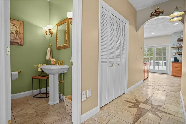 $1,065,000 | 142 Sand Plns Trail, South Kingstown, RI 02879