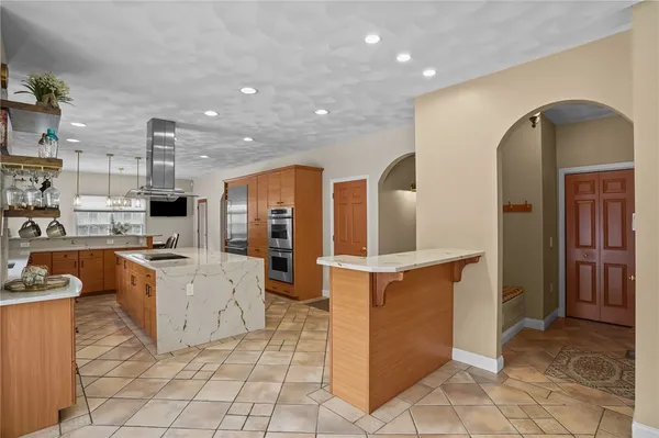 $1,065,000 | 142 Sand Plns Trail, South Kingstown, RI 02879