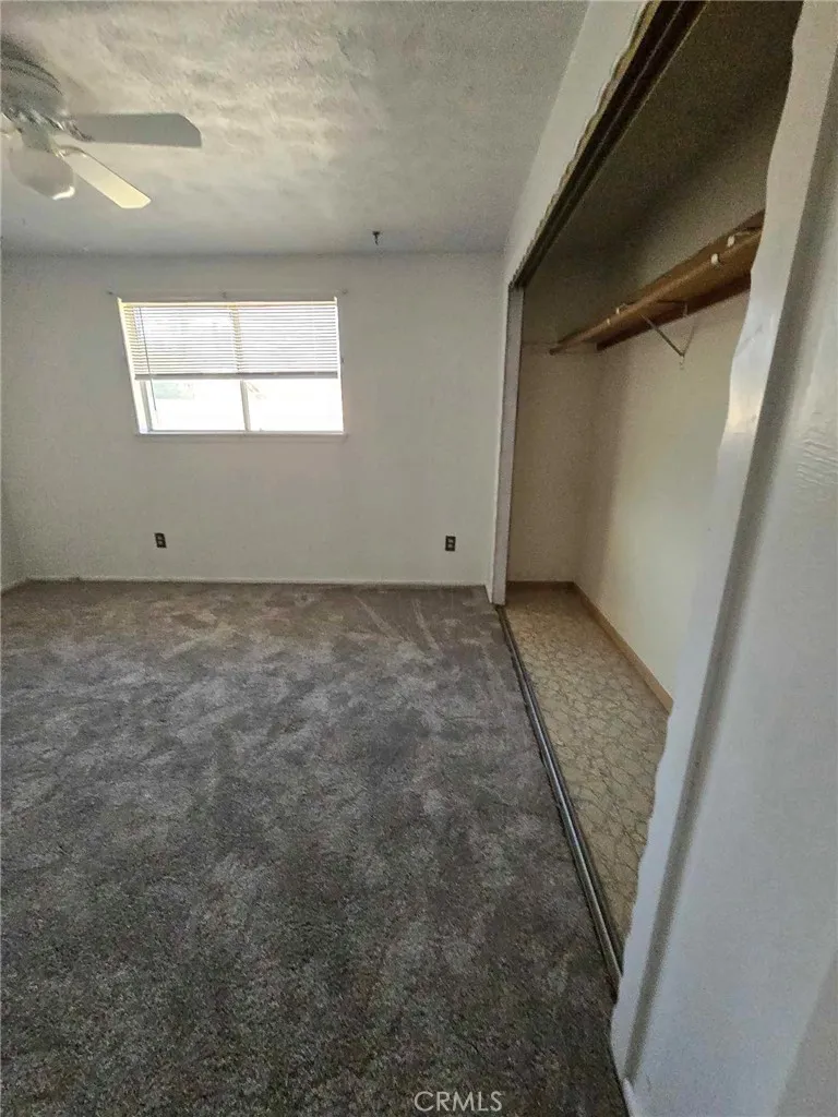 36614 Leona Road Barstow, CA 92311 - Photo 15 of 24 a view of a livingroom with window